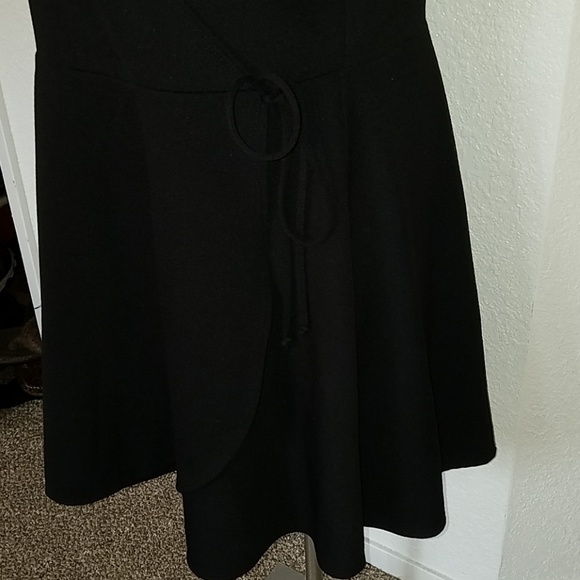 Little Black dress - Picture 2 of 4